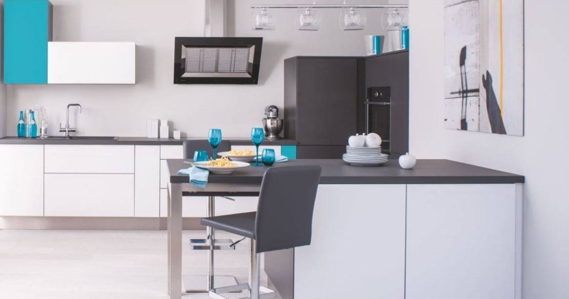 Cuisine Moderne Blanche Et Noire – Trend Ombre Soft, Blanc & Color Curaçao 