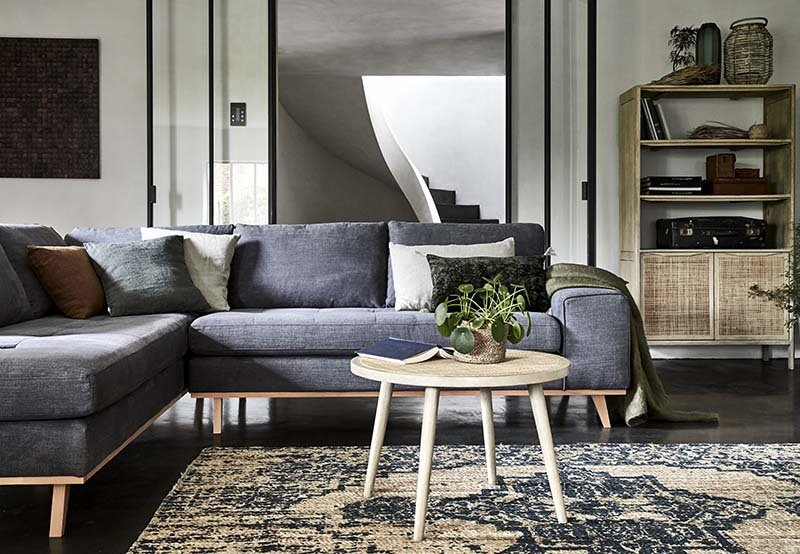 Un Salon Familial Et Chaleureux Aux Accents Exotiques