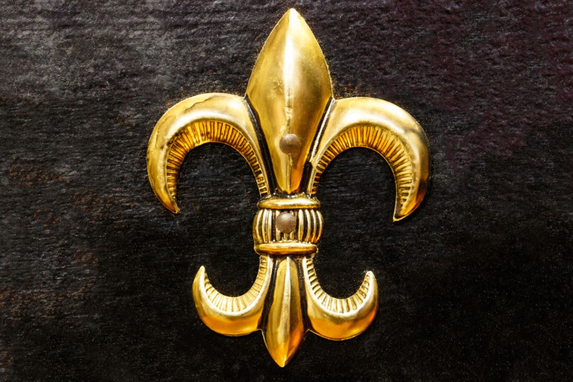 Fleur de lys : quelles sont les origines de ce symbole fort ?