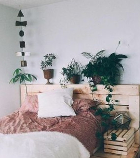 Tete De Lit En Palettes