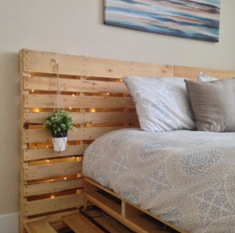 Tete De Lit En Palettes