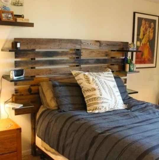 Tete De Lit En Palettes