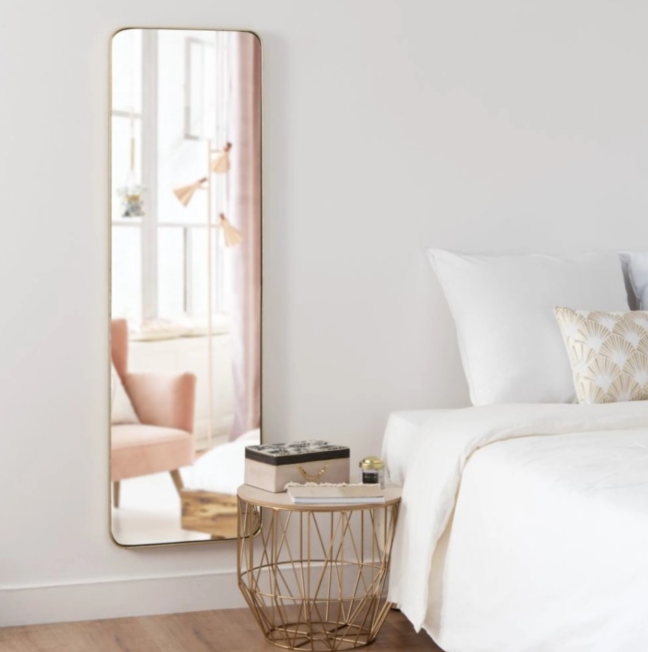 Grand Miroir Pour Une Chambre Moderne