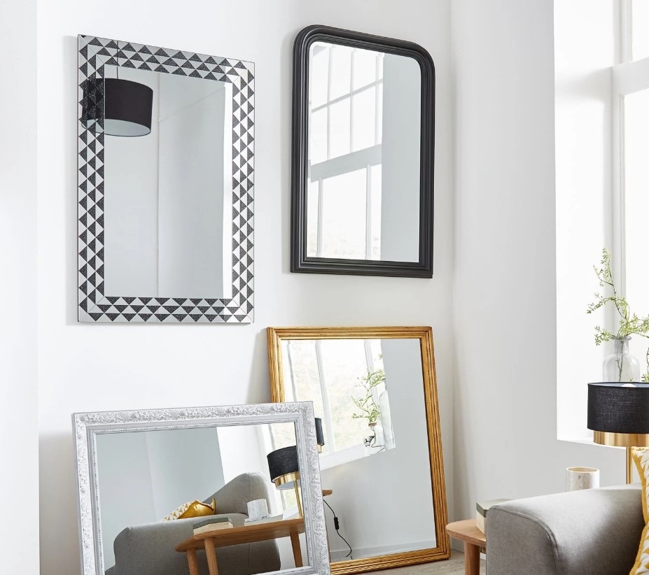 Assortiment De Miroir Pour Un Effet Graphique