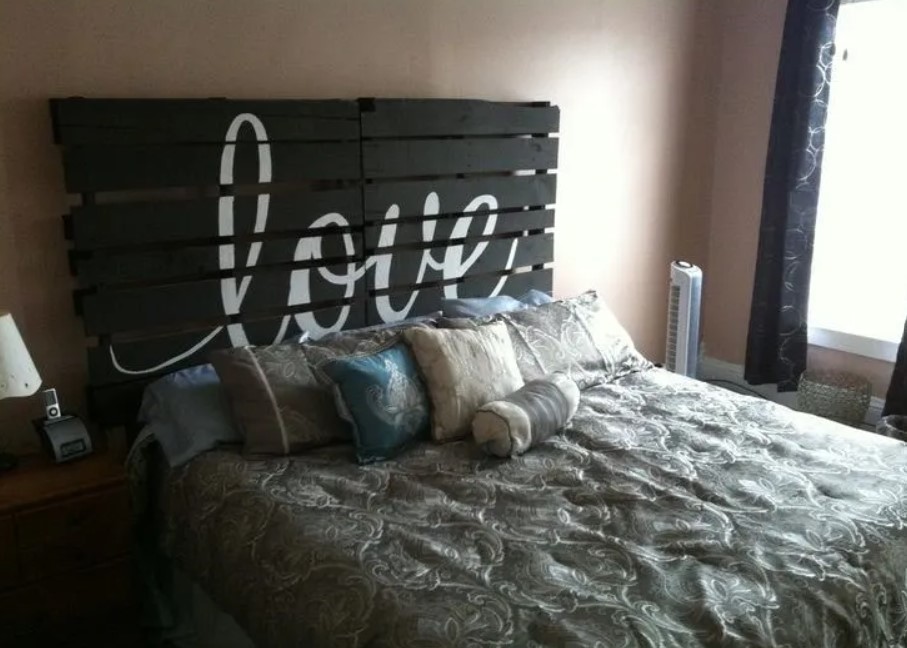 Tete De Lit En Palettes