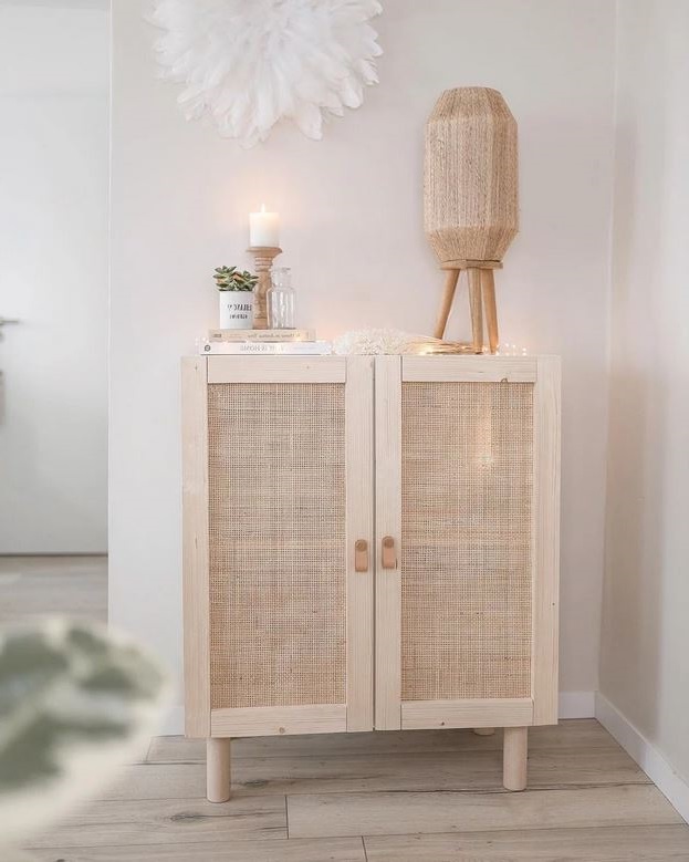 meuble Sur Pieds Raffiné