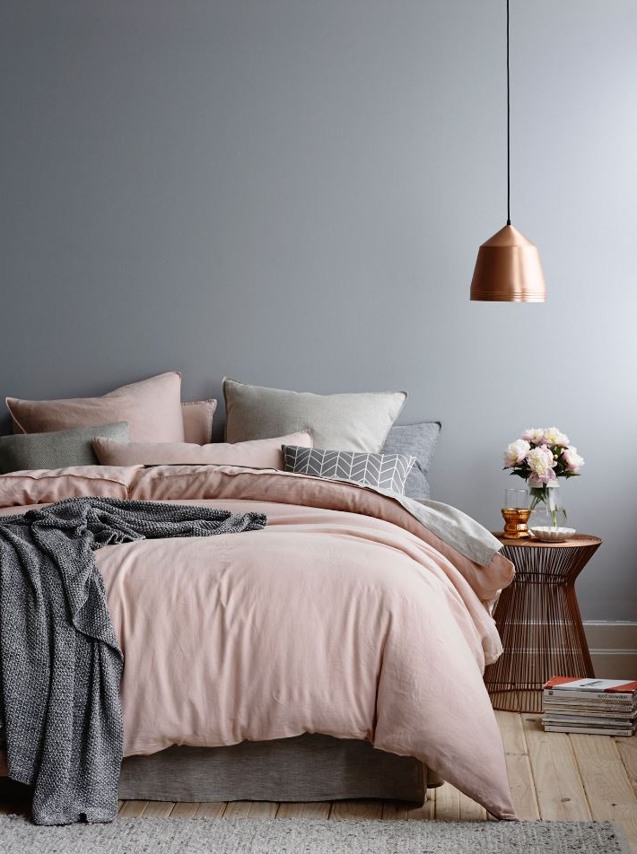 gris Et Rose Soutenus