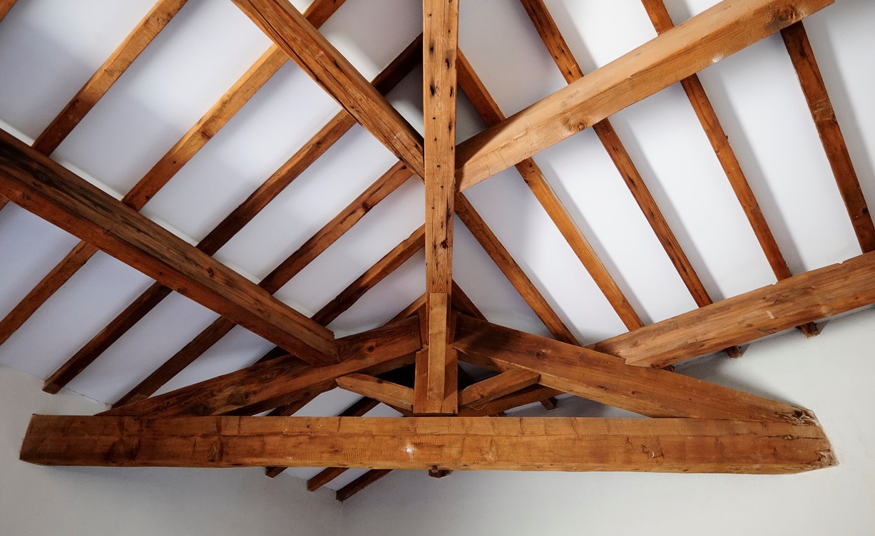 Peindre Plafond En Bois Avec Poutres Apparentes