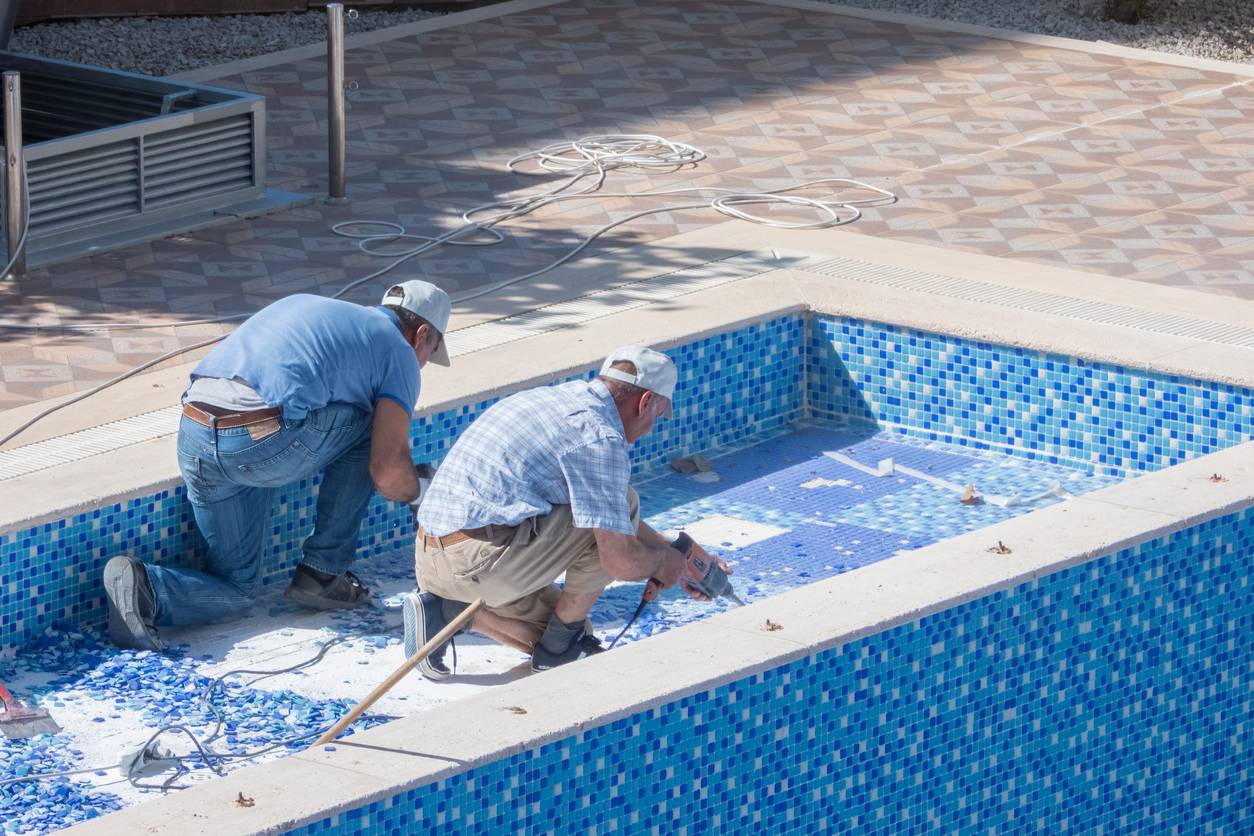 Installateurs d'électrolyseur de piscine