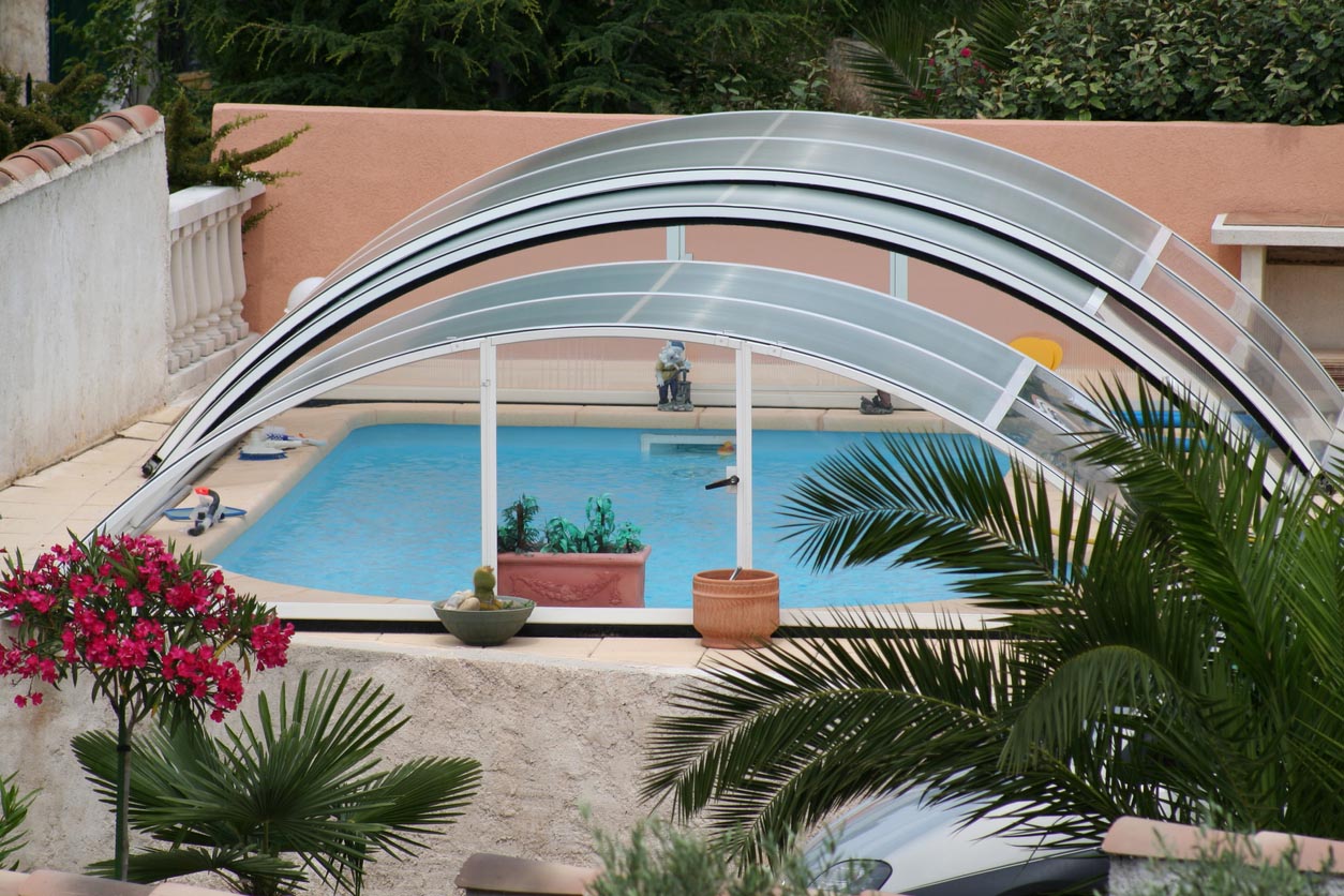 Abri de piscine
