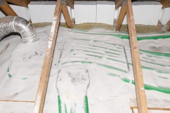 Isolation des tuyaux avec perlite expansée