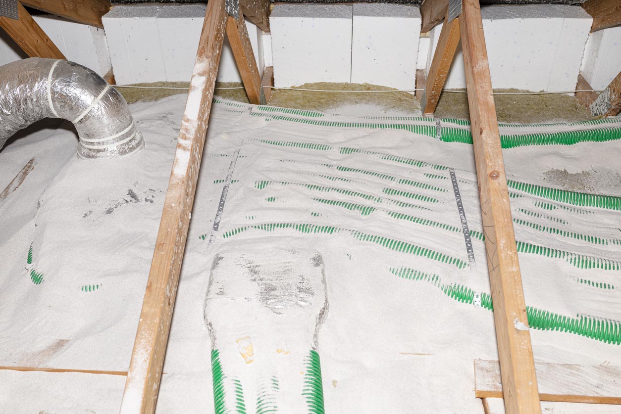 Isolation des tuyaux avec perlite expansée