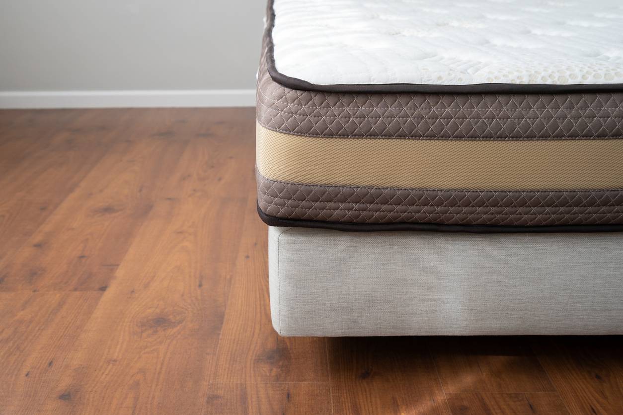 alt = matelas mémoire de forme