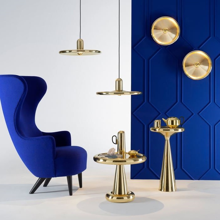 bleu Klein Et Laiton