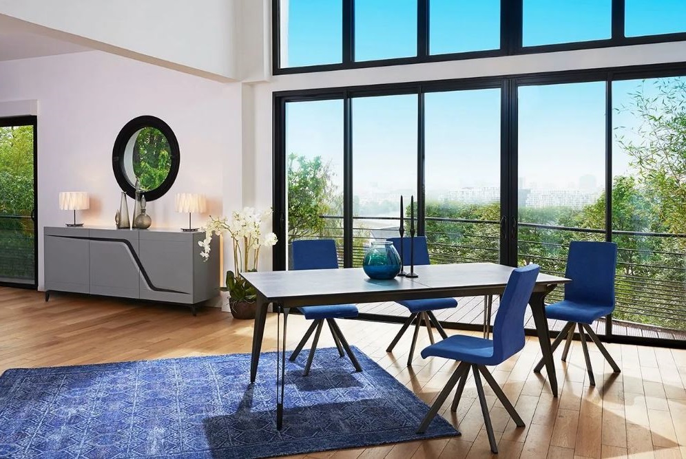 chaise Bleu Foncé