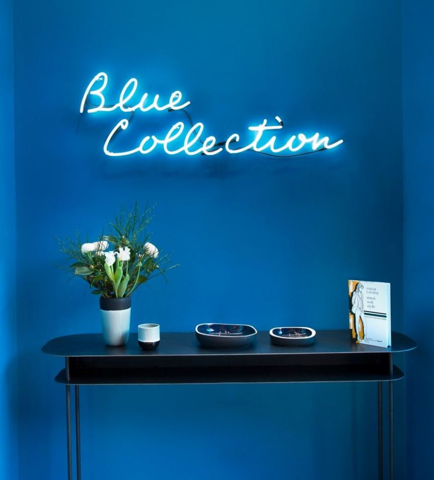 ambiance Bleu électrique Et Noir